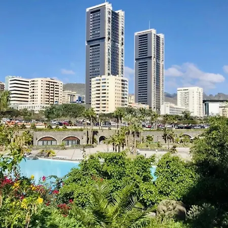 Skyline In The Ocean
